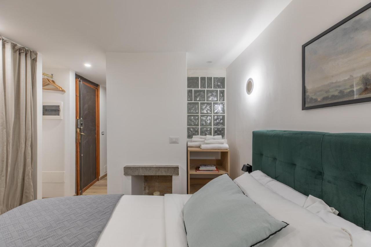 Appartement Iflat Small Studio In The Heart Of Trastevere à Rome Extérieur photo